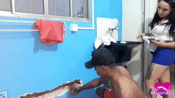 Porno so no cu dando o cuzinho pro pedreiro safado